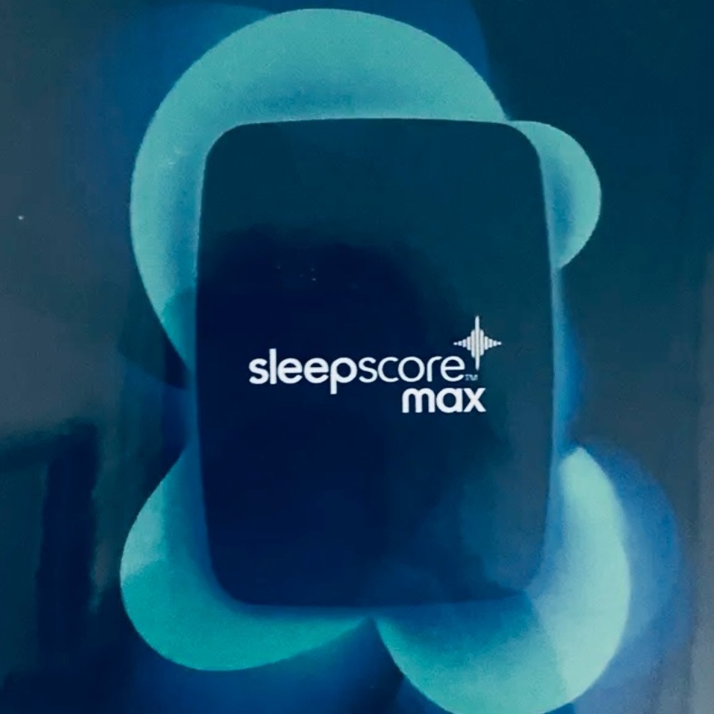 New in Box sealed Sleep Score Max for iPhone, by sleepscore labs, newest tech